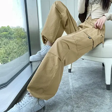 卡其色工装裤女秋冬新款宽松直筒阔腿裤松紧腰束脚休闲美式运动裤商品大图