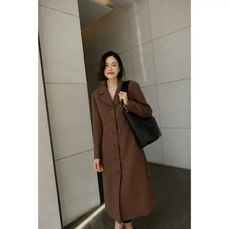 2023秋冬新款女装复古气质显瘦显高单排扣羊毛呢子女士大衣外套图片