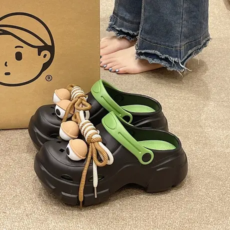 可爱搞怪大眼睛洞洞鞋女夏季厚底增高沙滩外穿防滑包头松糕凉拖鞋商品大图