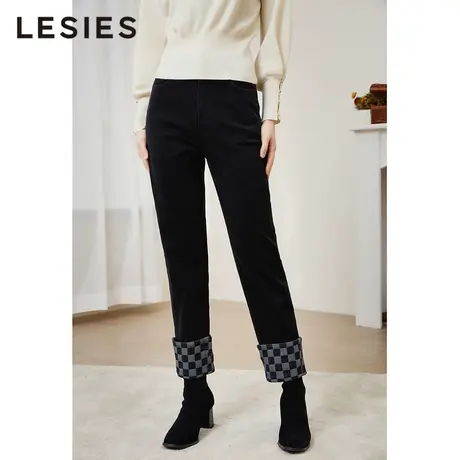 蓝色倾情冬季女装新款 黑色棋盘格翻边设计百搭牛仔裤图片