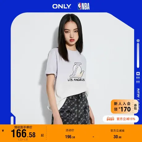 【上新】ONLY奥莱夏季新款NBA联名款宽松字母圆领渐变T恤女图片
