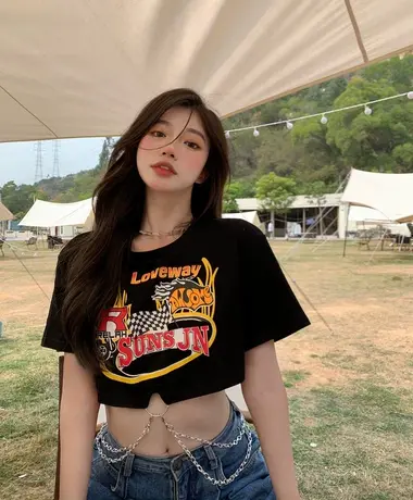 甜辣妹风ins潮短袖t恤女夏季设计感小众短款露脐黑色别致bm小上衣商品大图