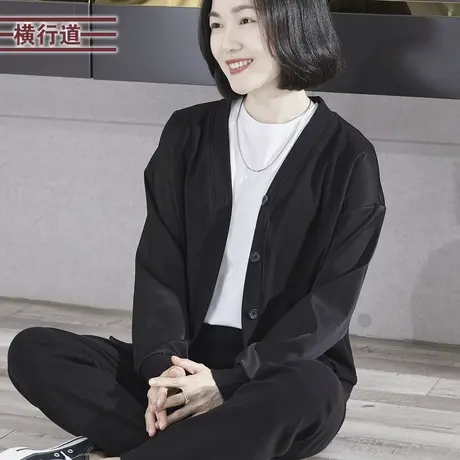 2023新款冬装V领拼接宽松长袖开衫外套女装纯色大码妈妈洋气上衣商品大图