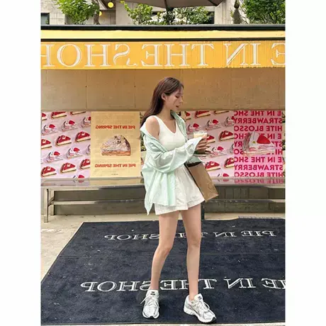 Onoev运动休闲短裤女2024新款夏天时尚洋气白色裤子图片