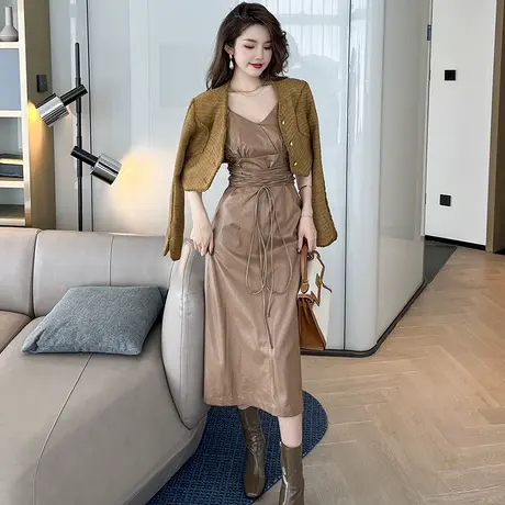 时尚百搭小香风短外套女秋季2023新款炸街小个子修身气质长袖披肩图片