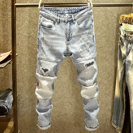 春季痞帅破洞牛仔裤男修身弹力小脚裤浅色不规则潮牌拼接乞丐裤子图片