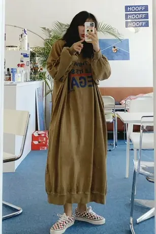 新款卫衣连衣裙女过膝长款韩版宽松大码长袖套头慵懒风印字外套潮商品大图