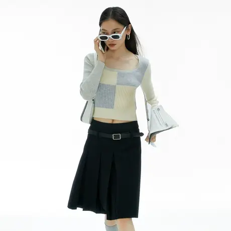 omont蛋挞家 圆领撞色修身针织衫2023早秋新款短款长袖针织上衣商品大图