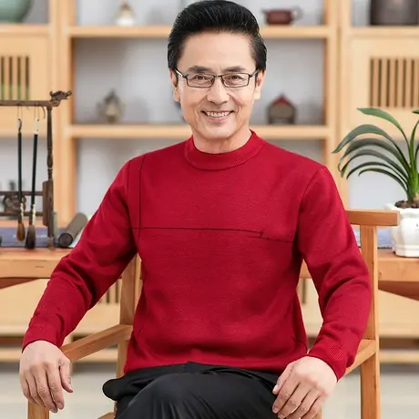 男士红色本命年衣服爸爸毛衣加绒加厚保暖2024新款龙中老年人圆领商品大图
