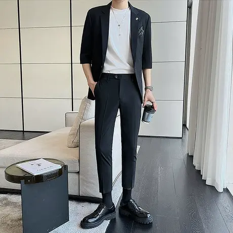 夏季薄款修身半袖西服一套装男休闲中袖西装外套搭配九分裤两件套商品大图