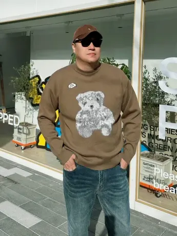 DAEVU冬新款卡通熊宽松大号潮胖子加肥加大码男款圆领毛衣针织衫图片