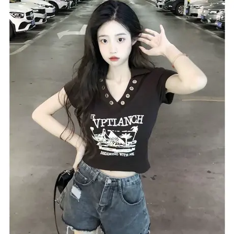 大码黑色正肩短袖T恤女夏季胖mm设计感小众辣妹V领短款上衣200斤商品大图
