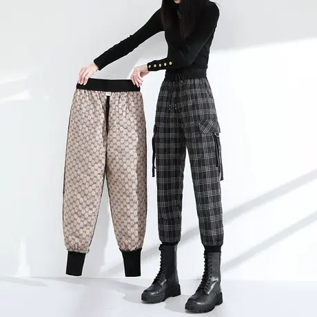 羽绒裤女外穿时尚秋冬季大口袋高腰保暖加厚束脚黑白格子工装棉裤商品大图