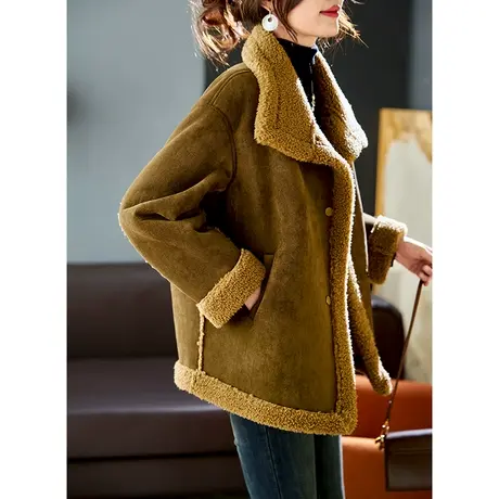 宝诗黎翻领皮毛一体外套女冬季2023新款宽松高级感保暖机车服上衣商品大图