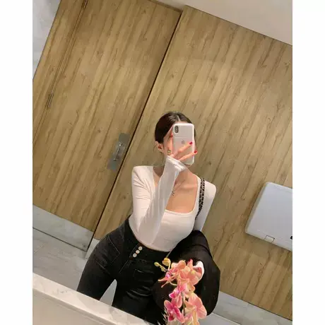现Onoev秋纯色修身短露脐方低领T恤衫101005图片