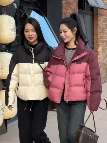 短款拼色羽绒服外套女冬季短款保暖宽松白鸭绒面包服休闲加厚外套商品大图