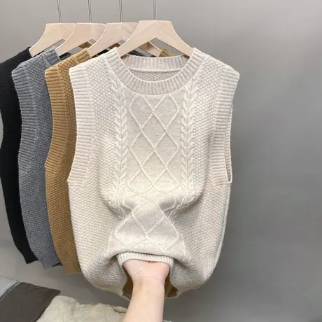 2023年秋季新款背心女前短后开叉设计感小众针织马甲百搭无袖毛衣商品大图