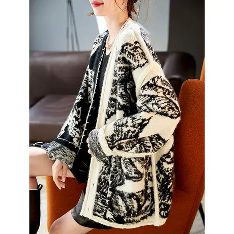 宝诗黎V领提花针织开衫女春季宽松慵懒上衣2024新款时尚休闲外套图片