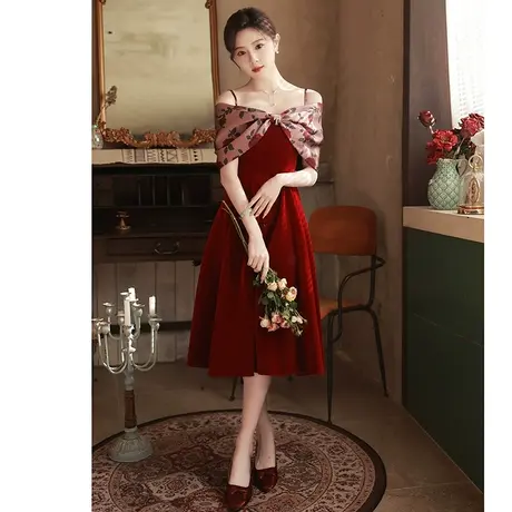 敬酒服新娘2023新款一字肩吊带订婚礼服女夏季红色连衣裙玫瑰骑士商品大图