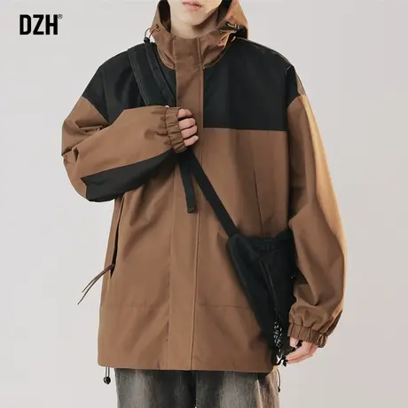 男士情侣冲锋衣外套男春秋款2023新款连帽飞行夹克山系户外登山服商品大图