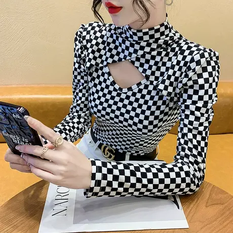 撞色棋盘格打底衫女春秋2023新款性感镂空长袖T恤内搭半高领上衣图片