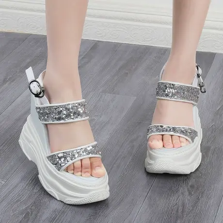 断码鞋低13cm厚底增高凉鞋夏款仙女亮片法式坡跟一字带松糕高跟鞋商品大图