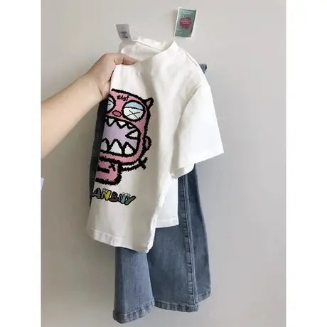 小个子短款独特别致上衣女夏季设计感印花小众洋气显瘦短袖T恤潮图片