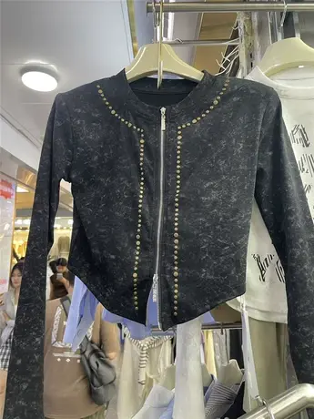 2023秋季新款美式复古铆钉晕染做旧双头拉链垫肩长袖修身T恤女潮商品大图