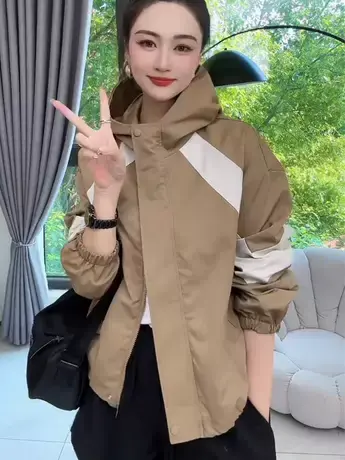 连帽拼色冲锋衣外套女2023秋季短款休闲显瘦时尚夹克衫风衣外穿潮商品大图
