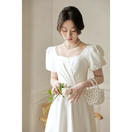 法式小晚礼服连衣裙女气质宴会名媛订婚生日洋装白色泡泡袖高级感商品大图