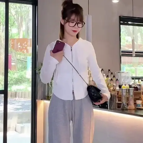 拉链开衫长袖女新款秋装上衣纯色修身连帽外穿百搭小外套体恤潮款图片