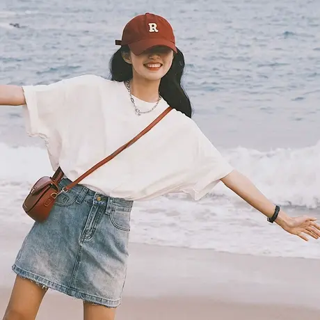 白色纯棉夏季短袖t恤女2025新款纯色女上衣宽松显瘦洋气打底内搭图片