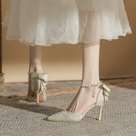 蝴蝶结高跟鞋女细跟2024新款珍珠一字扣婚鞋新娘鞋尖头单鞋不累脚商品大图