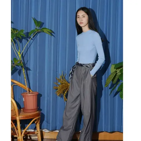 omont蛋挞家 复古圆领套头针织打底衫女长袖夏加尔毛衣针织衫秋冬图片