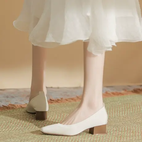 不累脚职业高跟鞋2023年春季新款法式气质粗跟单鞋时尚软皮奶奶鞋图片