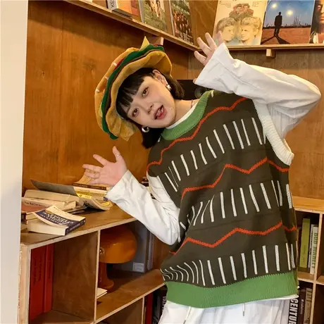 红续针织马甲背心女2023秋冬季新款复古学院风小众设计感宽松毛衣图片