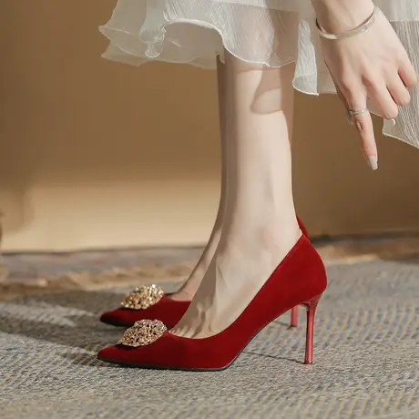 红色婚鞋女细跟2024年冬季新款秀禾婚纱两穿新娘单鞋不累脚高跟鞋图片