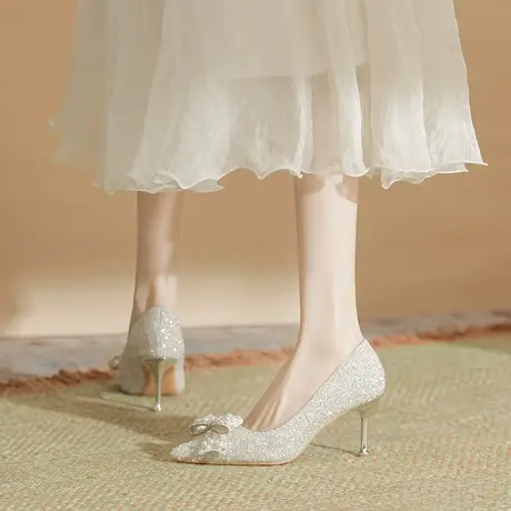 婚鞋秀禾婚纱两穿水晶鞋新娘鞋女2024新款亮片蝴蝶结水钻细跟单鞋商品大图