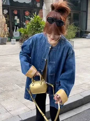 高级感新中式盘扣圆领牛仔外套女2024新款宽松显瘦时尚气质上衣女图片