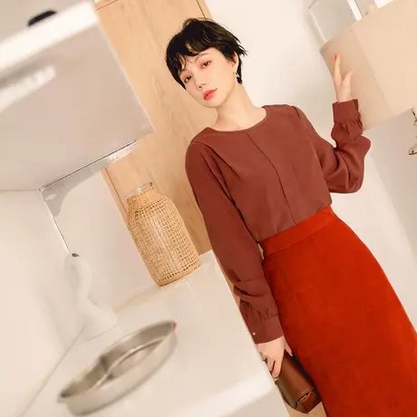 桔熊秋冬季通勤气质磨毛小衫别针修身上衣女装胖妹妹大码AB14317商品大图