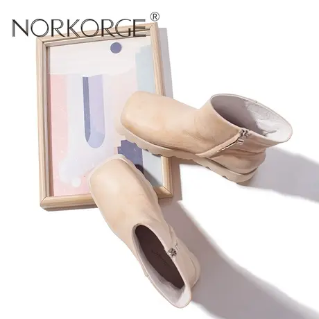 文艺杏色时装短靴女鞋商品大图