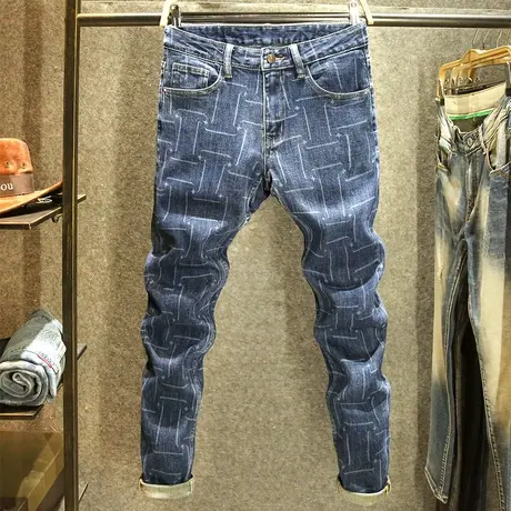 潮男穿搭暗纹烫印牛仔裤男士秋冬款修身小脚裤百搭休闲弹力长裤子商品大图