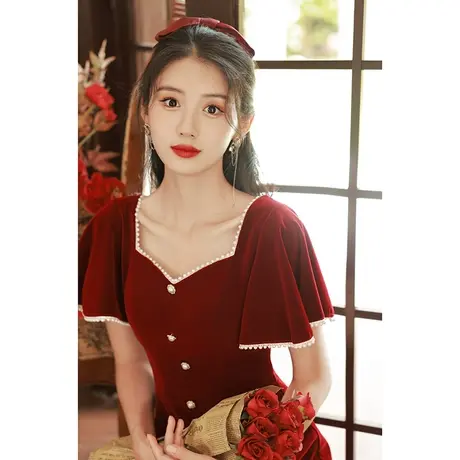 法式敬酒服新娘2023新款女夏季酒红色结婚回门订婚礼服连衣裙丝绒商品大图