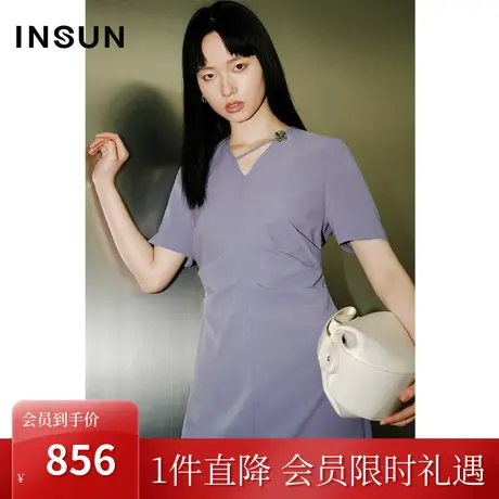 恩裳COVER2023夏季新款清爽舒适弹力醋酸连衣裙褶皱设计立裁裙子图片