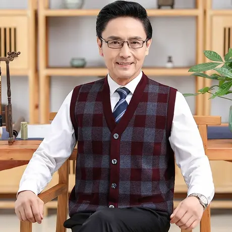 春秋中老年男士马甲针织格子背心爸爸装老人爷爷冬季V领坎肩上衣商品大图