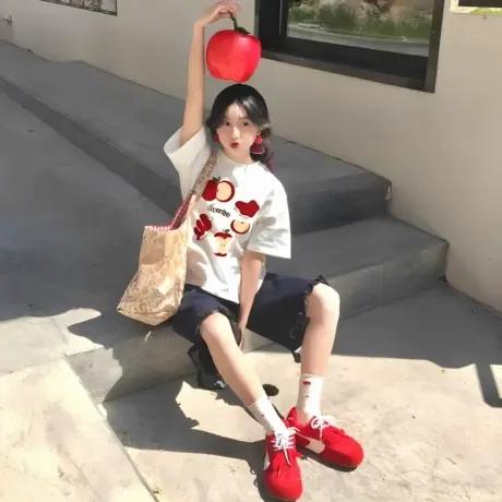 oversize大码欧美苹果短袖女t恤美式穿搭艺术生奶乖chic情侣上衣商品大图