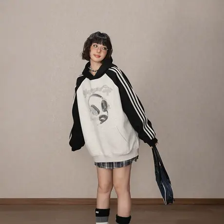 YEP复古拼色印花连帽卫衣女春秋2025新款宽松潮牌插肩袖帽衫外套商品大图
