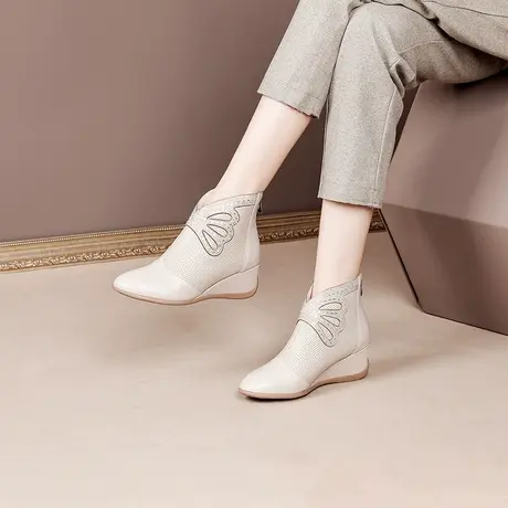 圆头短靴女2023年秋冬季新款妈妈鞋坡跟鞋百搭粗跟米白色真皮靴子商品大图