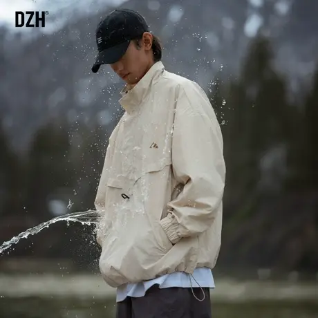 男士防水冲锋衣登山秋季外套潮牌男休闲运动旅游穿搭新款夹克美式商品大图