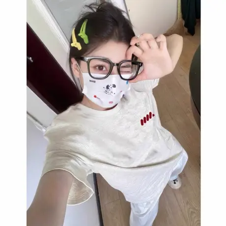 白灰色纯棉夏季穿搭短袖t恤女2025新款爆款宽松显瘦半袖小众上衣图片